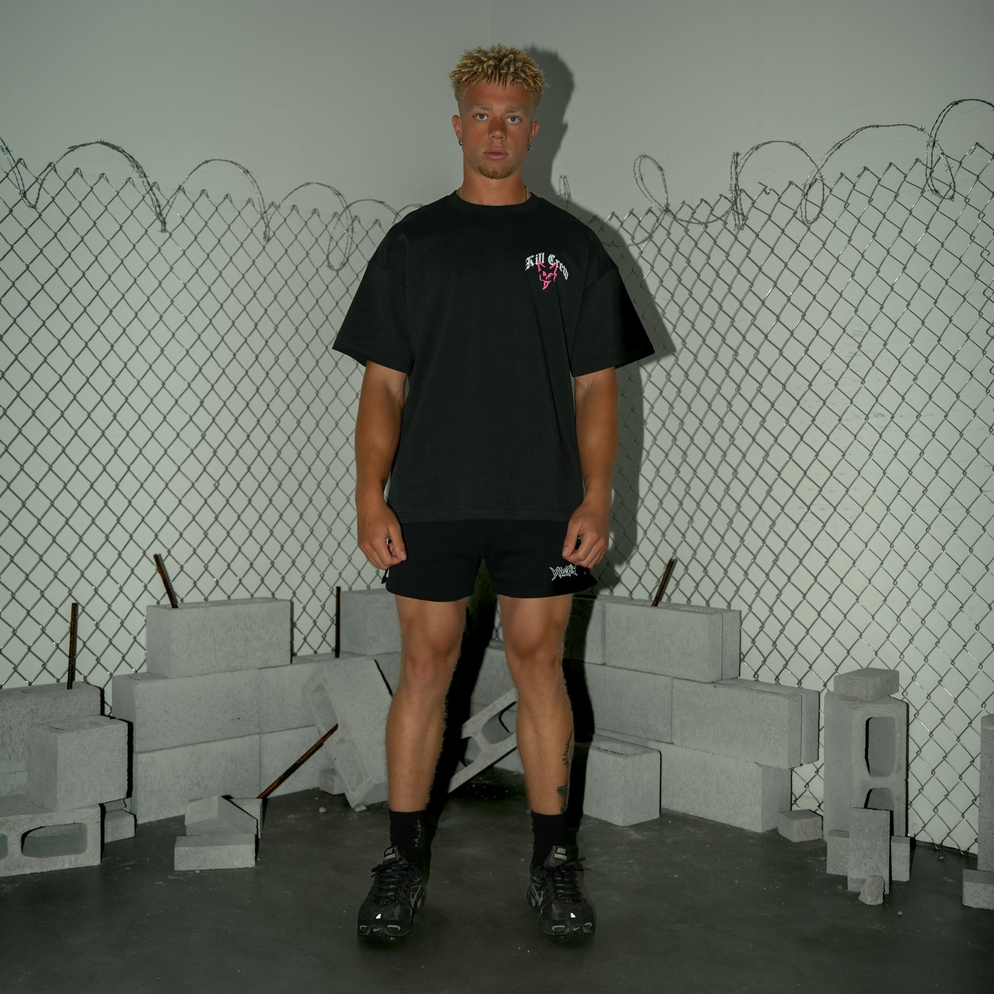 RELAXED FIT NATURAL COTTON "DESTROY" T-SHIRT - BLACK