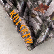 RELAXED CUT EMBROIDERED FLAG SHORTS - CAMO / ORANGE