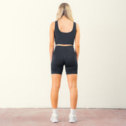 RIBBED STRETCH CROPPED TANK - BLACK / WHITE