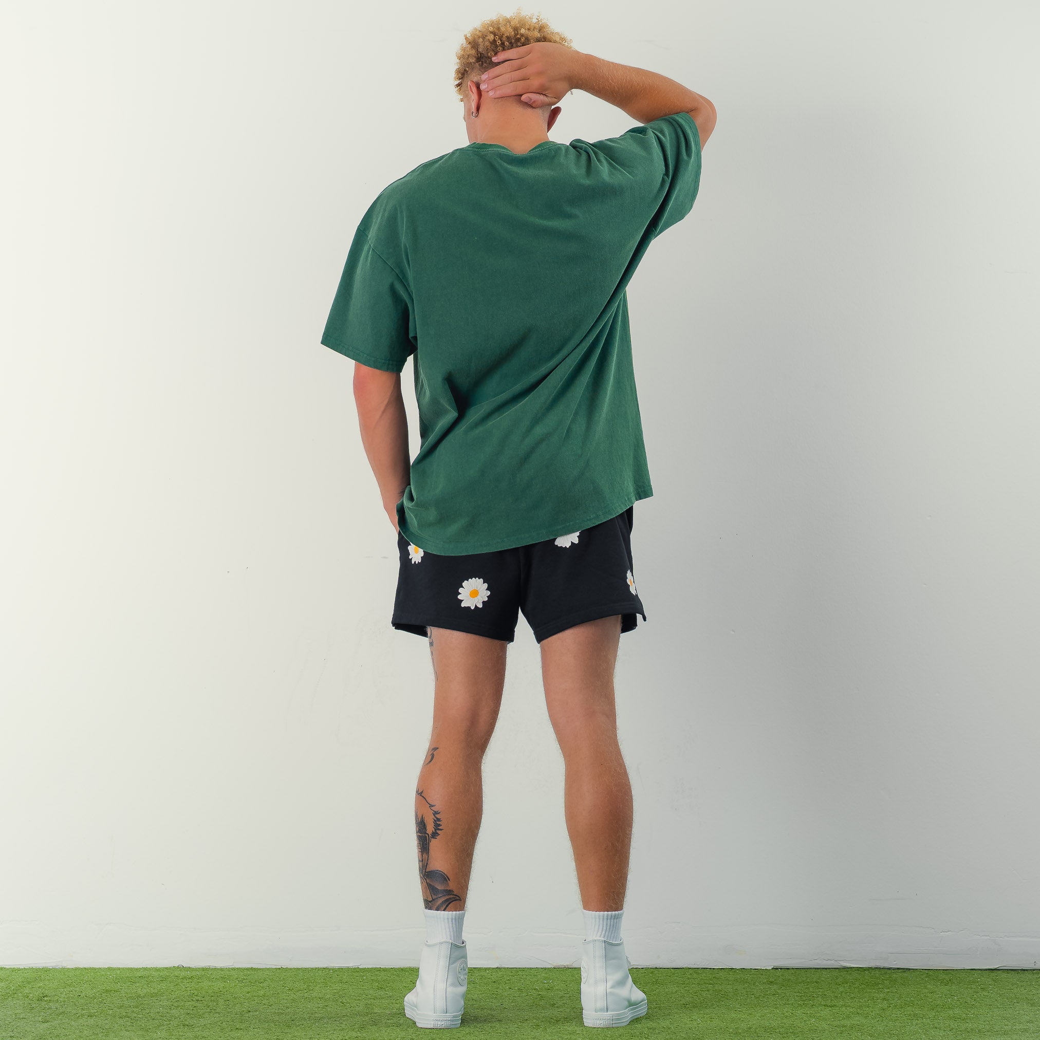 COTTON SHORTS (MID THIGH CUT) DAISY - BLACK