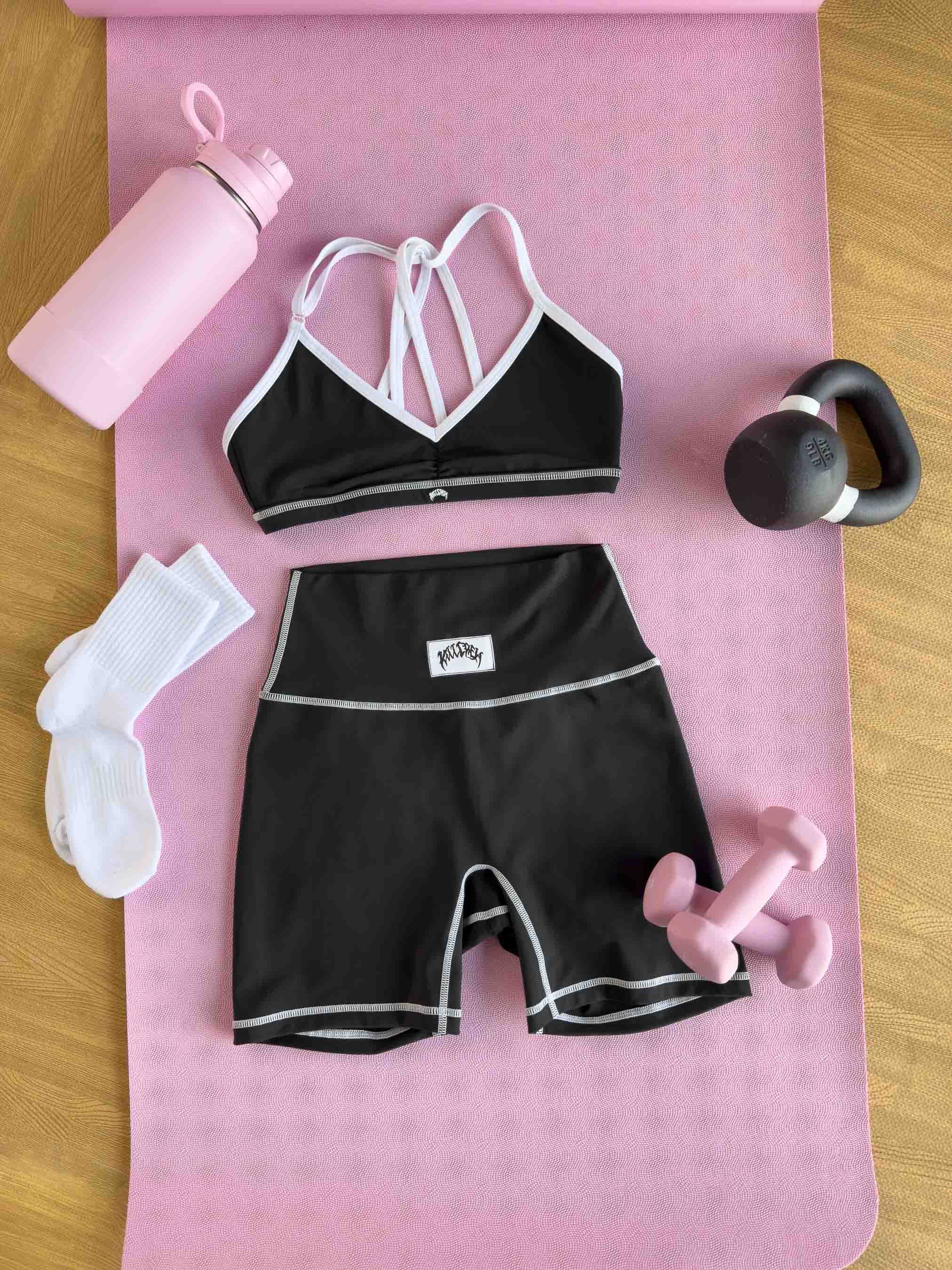 OUTSEAM SPORTS BRA - BLACK / WHITE