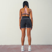 OUTSEAM SCRUNCH BIKER SHORTS - BLACK / PINK