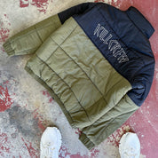 WOLF PUFFER JACKET - OLIVE / BLACK