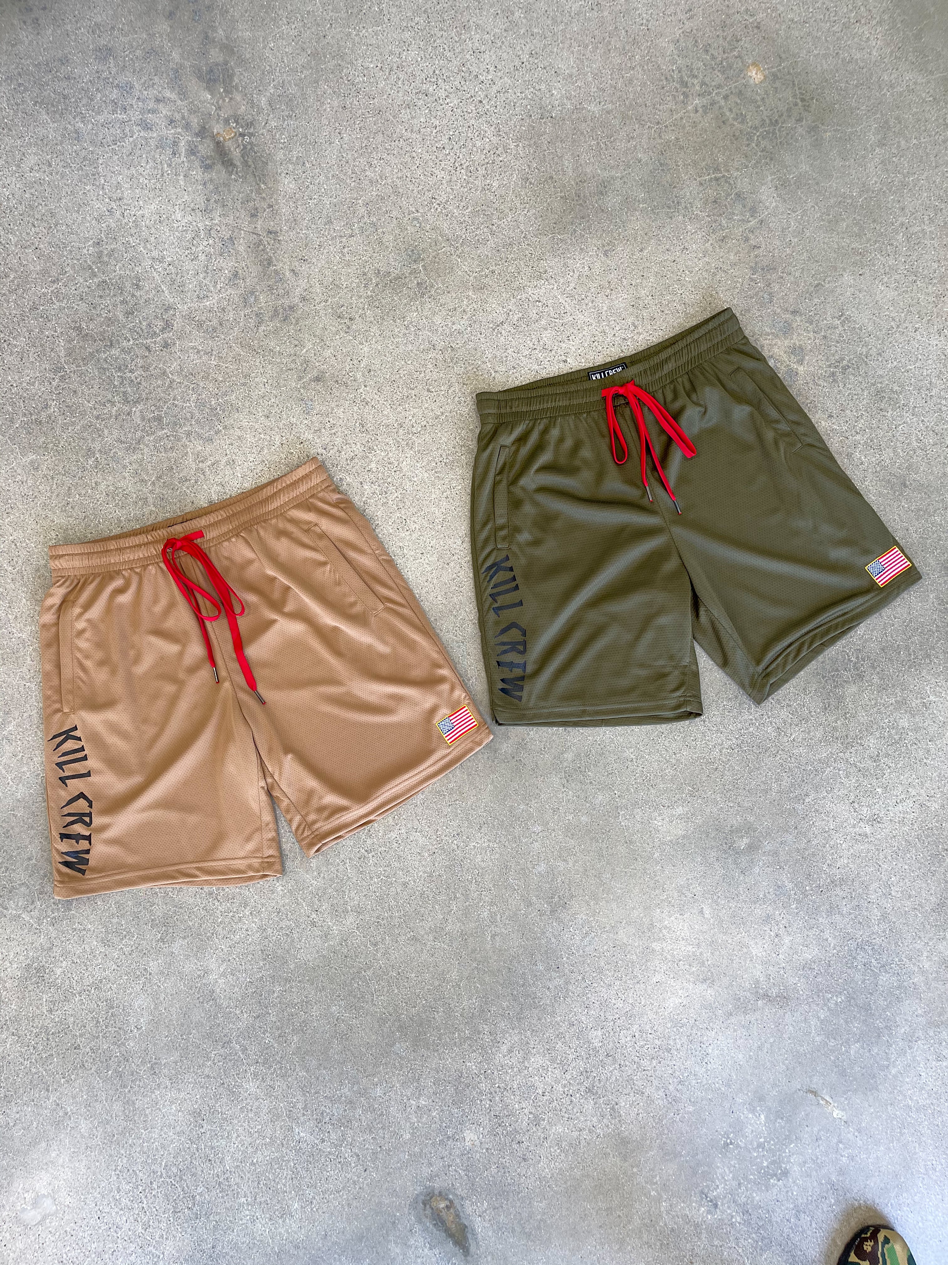 RELAXED CUT EMBROIDERED FLAG SHORTS - SAND