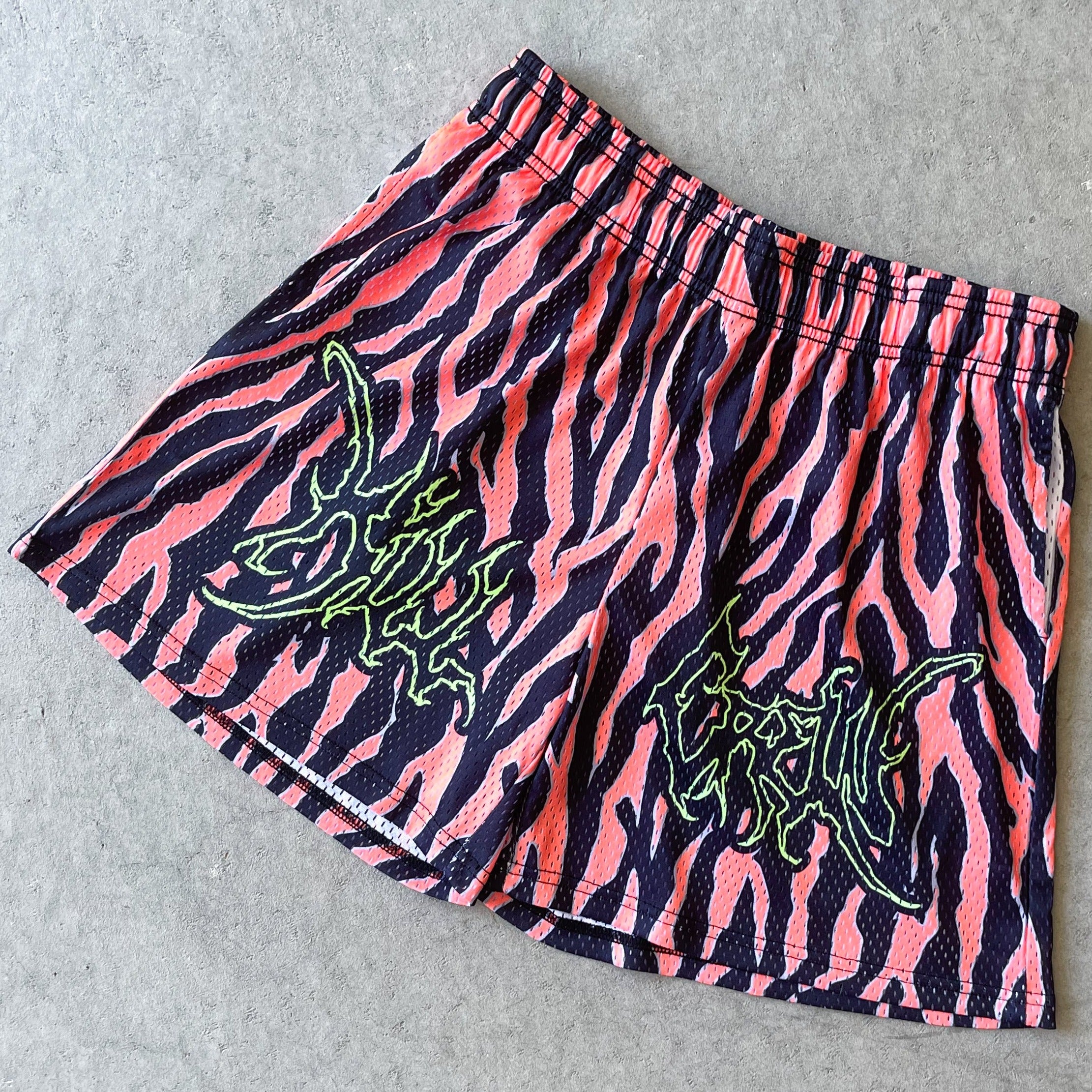 ALIEN SHORTS - RED