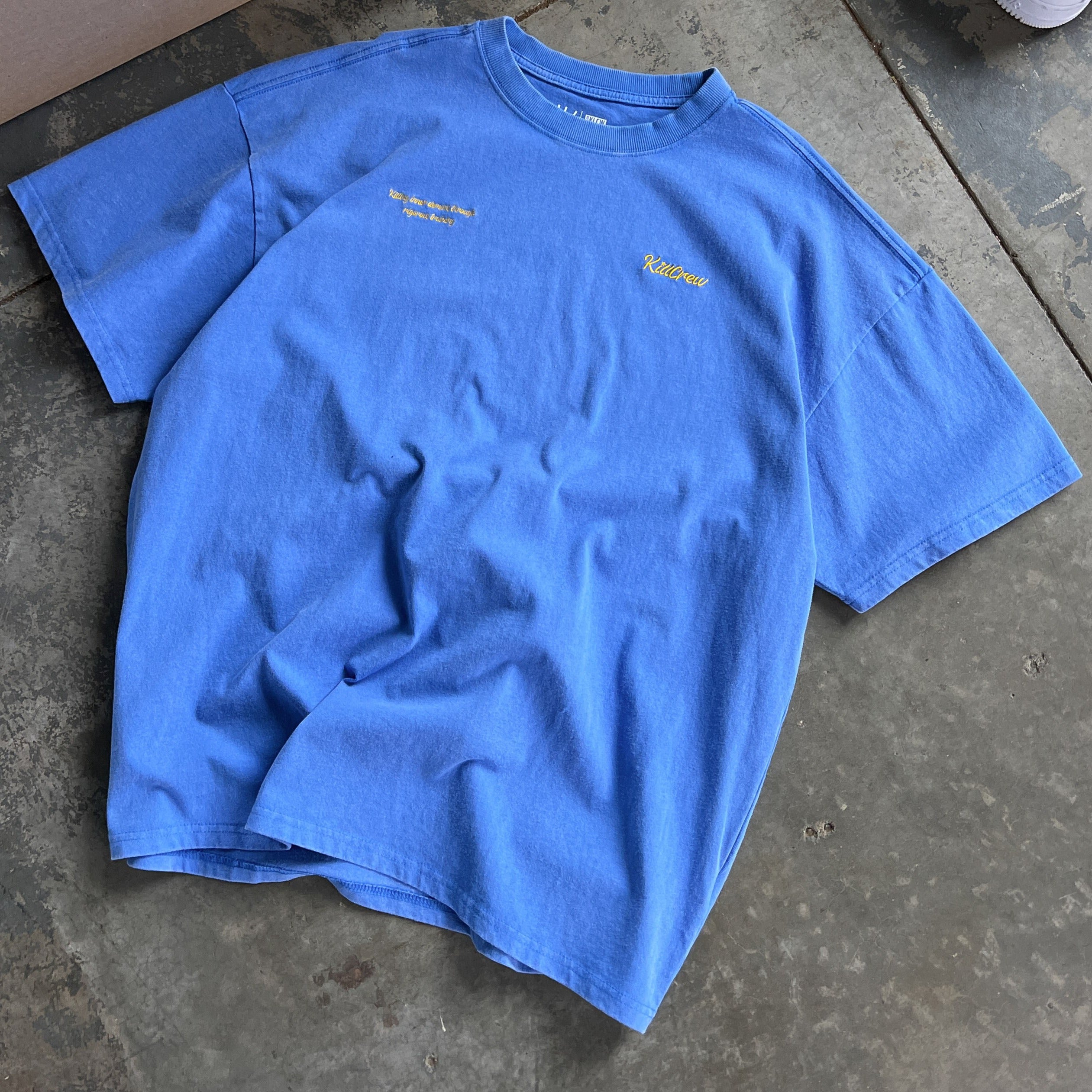 RELAXED FIT LUX SCRIPT T-SHIRT - BLUE / YELLOW – Kill Crew