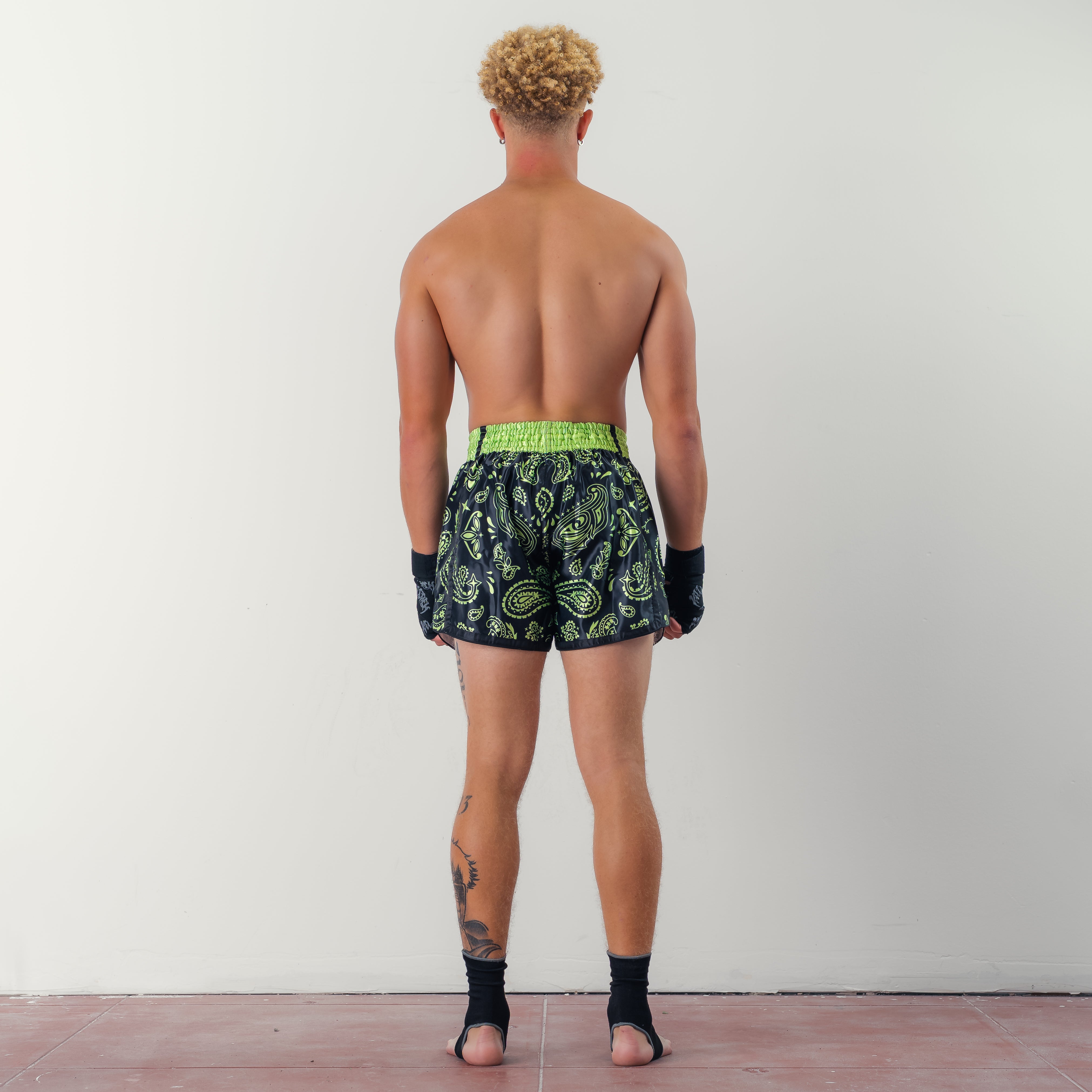 BANDANA FIGHT SHORTS - BLACK / NEON GREEN