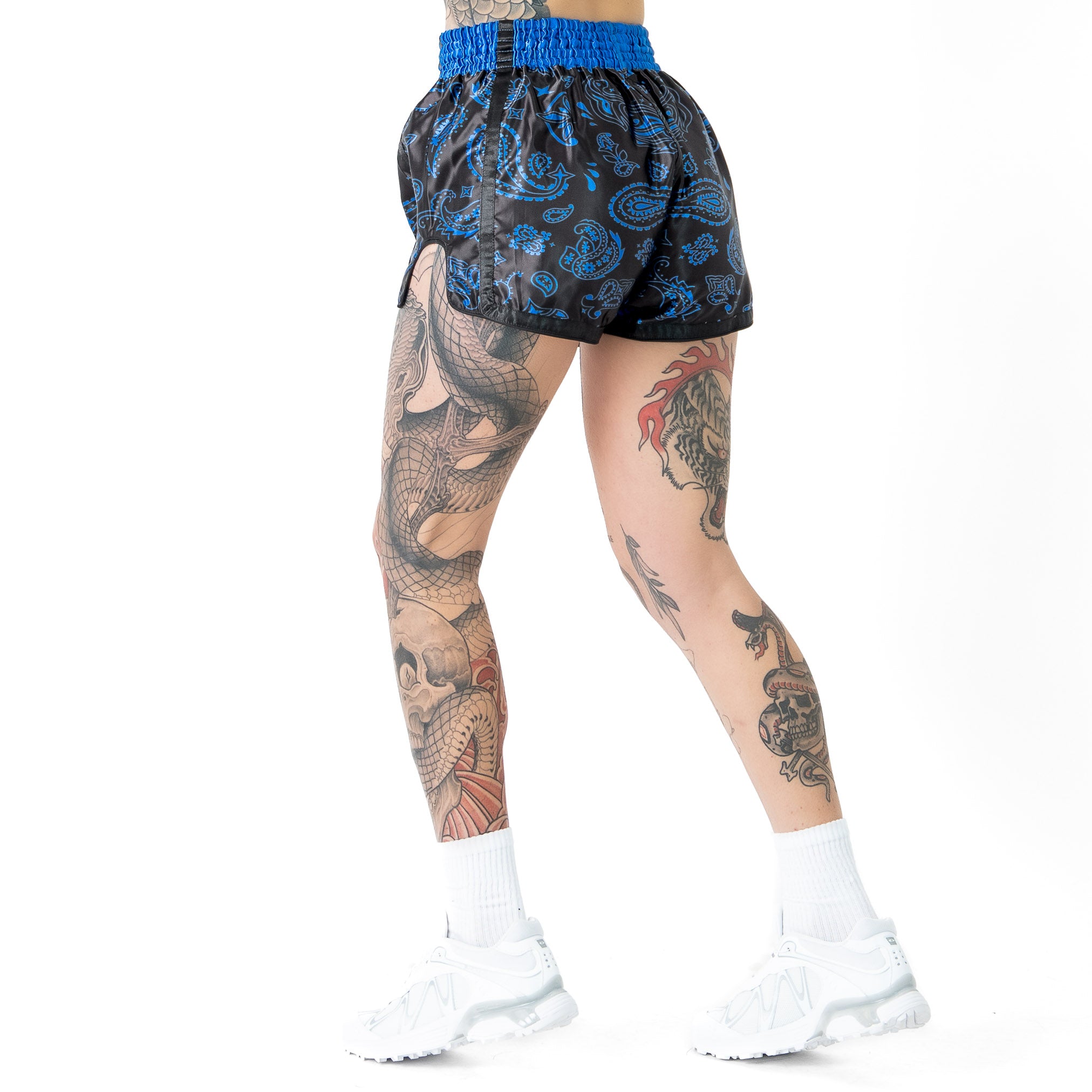 BANDANA FIGHT SHORTS - BLACK / BLUE