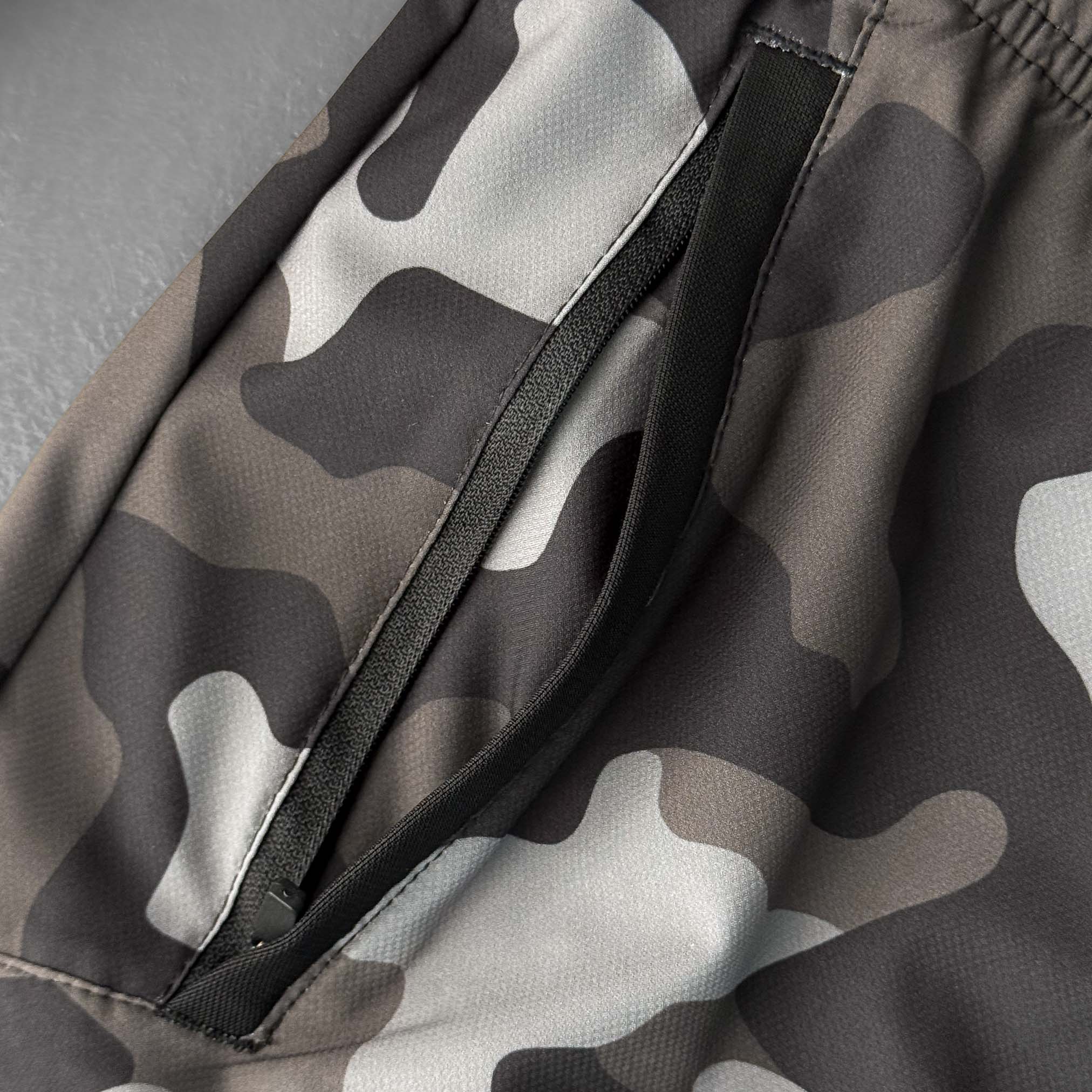 HYBRID TRAINING SHORT (7" INSEAM) - BLACK CAMO