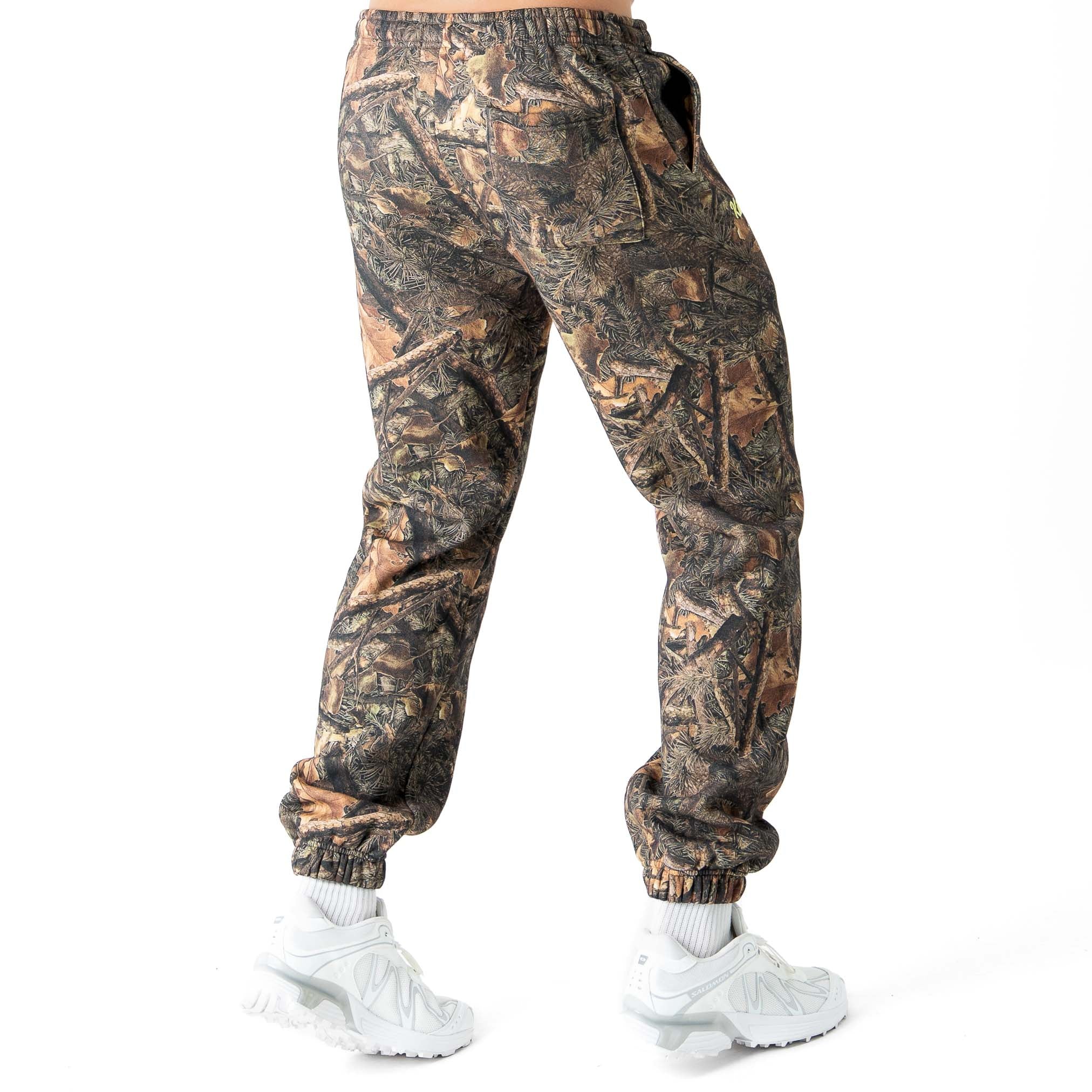 OVERSIZED LUX "SCRIPT" SWEATPANTS - CAMO / GREEN