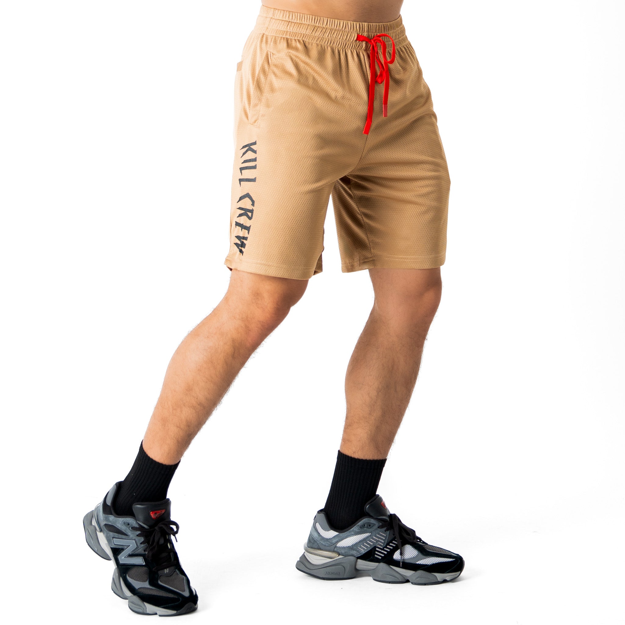 RELAXED CUT SHORTS EMBROIDERED FLAG - SAND
