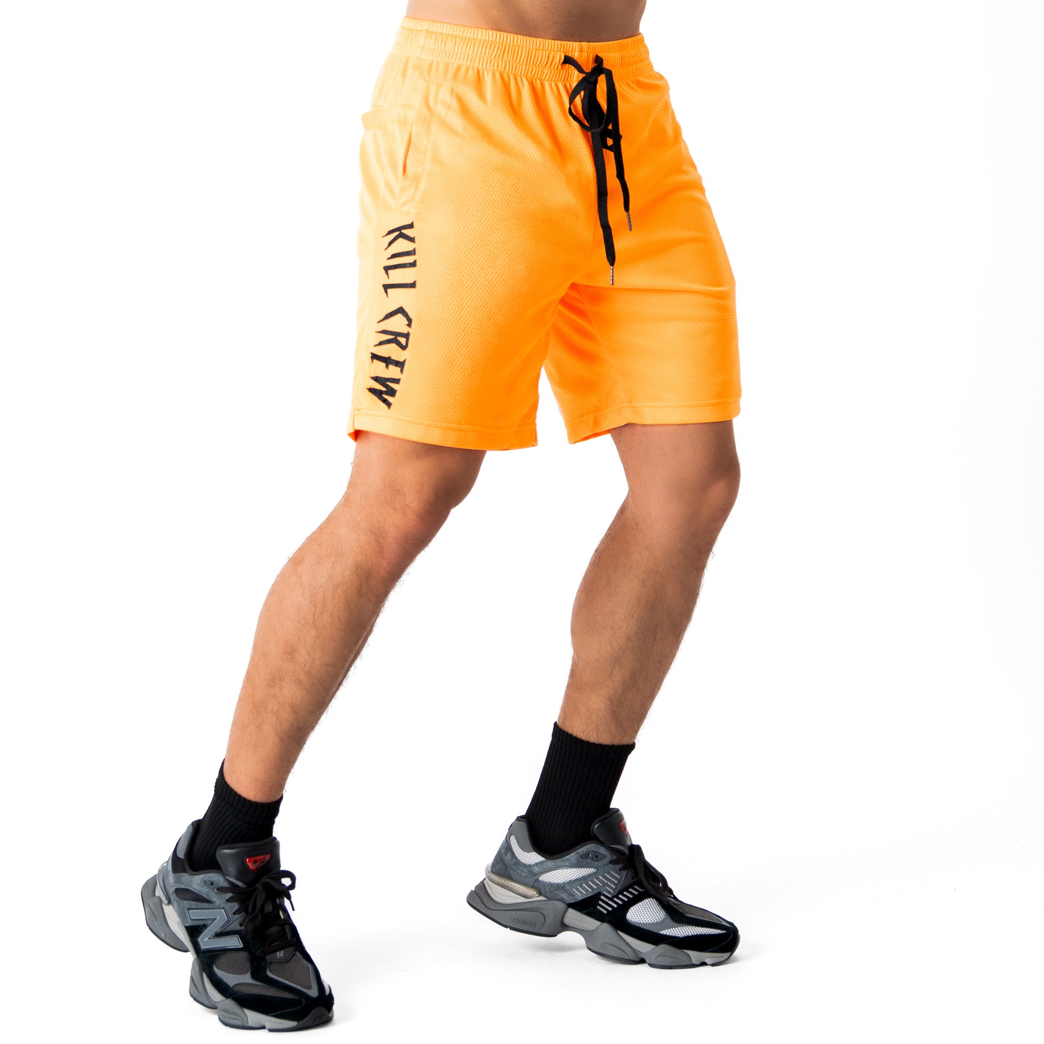 RELAXED CUT SHORTS EMBROIDERED FLAG - ORANGE