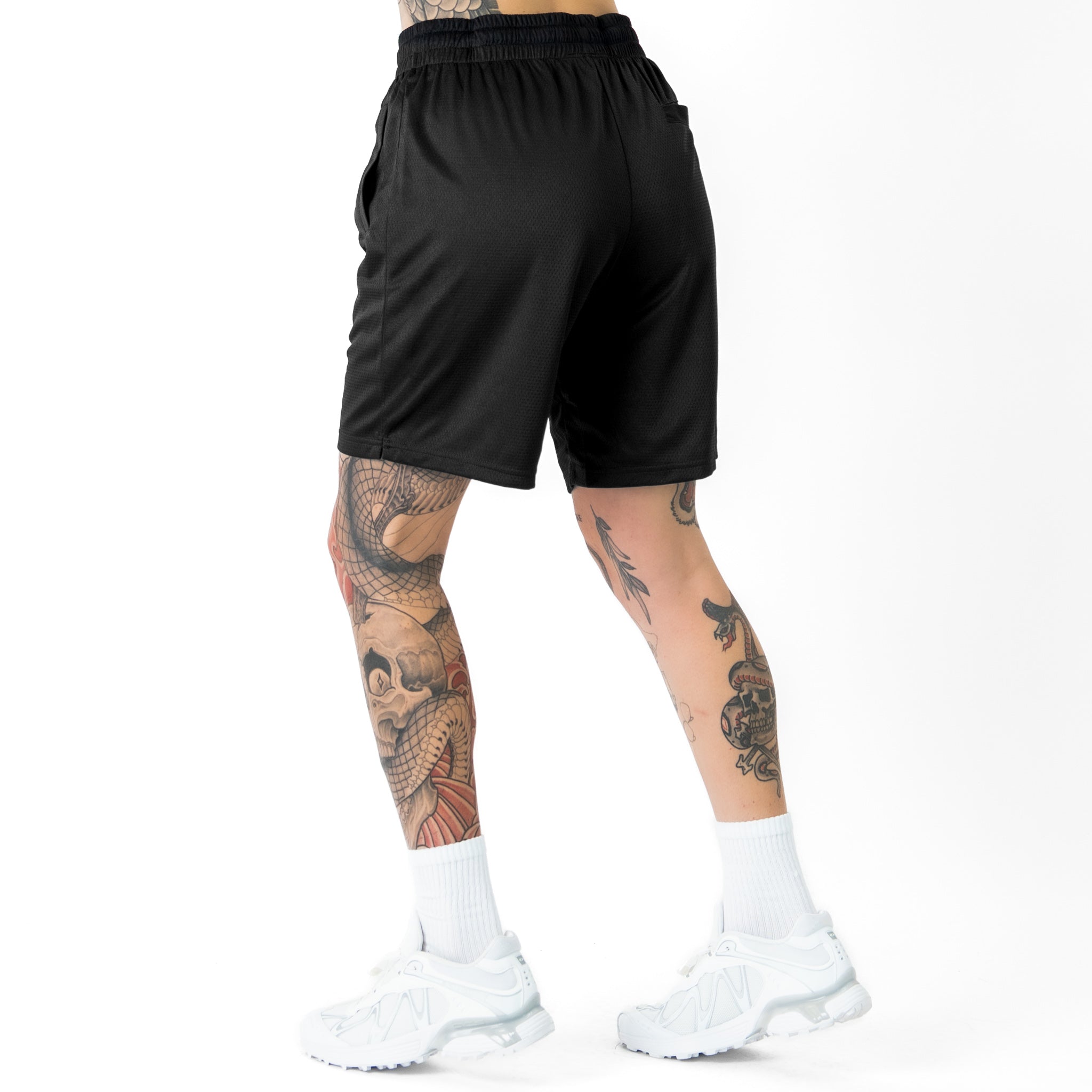 RELAXED CUT SHORTS FLAG - BLACK