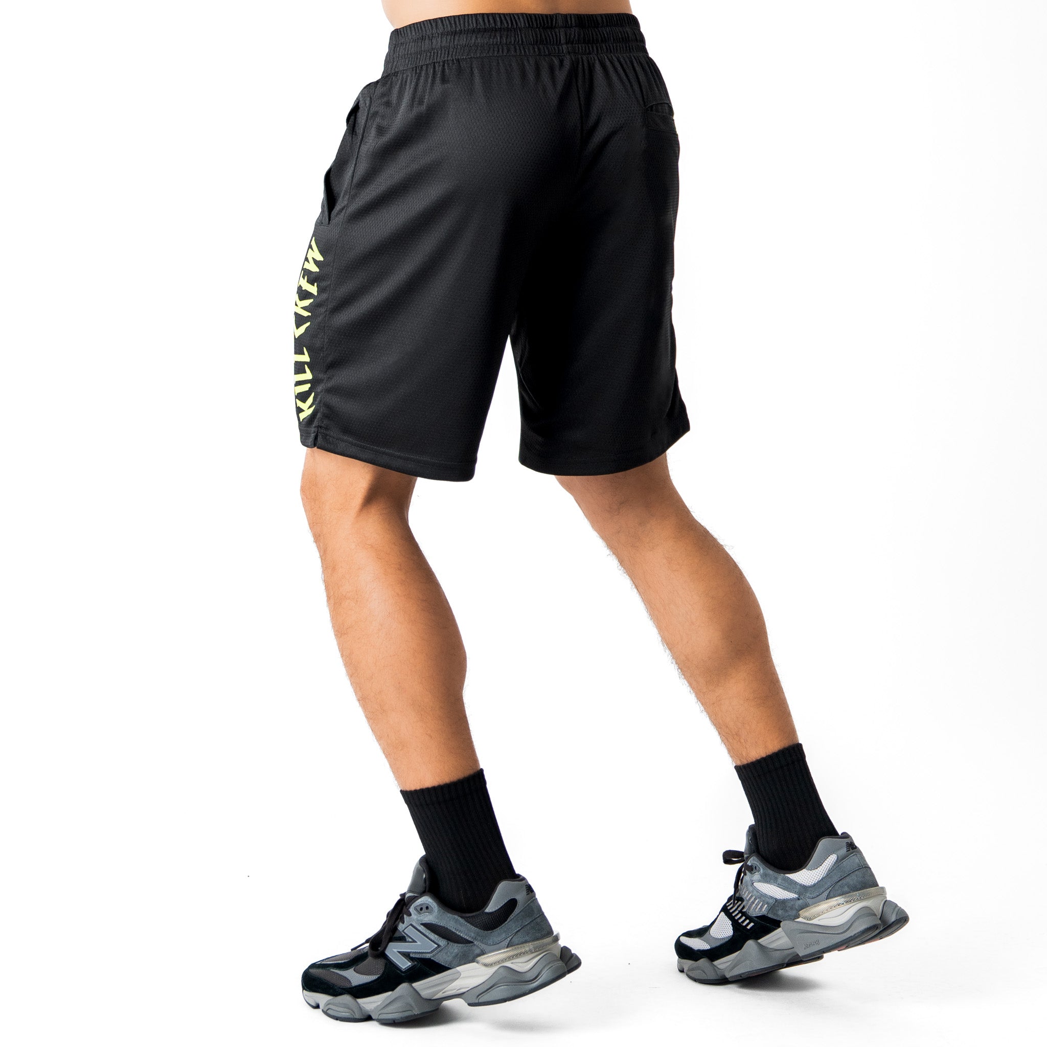 RELAXED CUT SHORTS FLAME - BLACK / GREEN