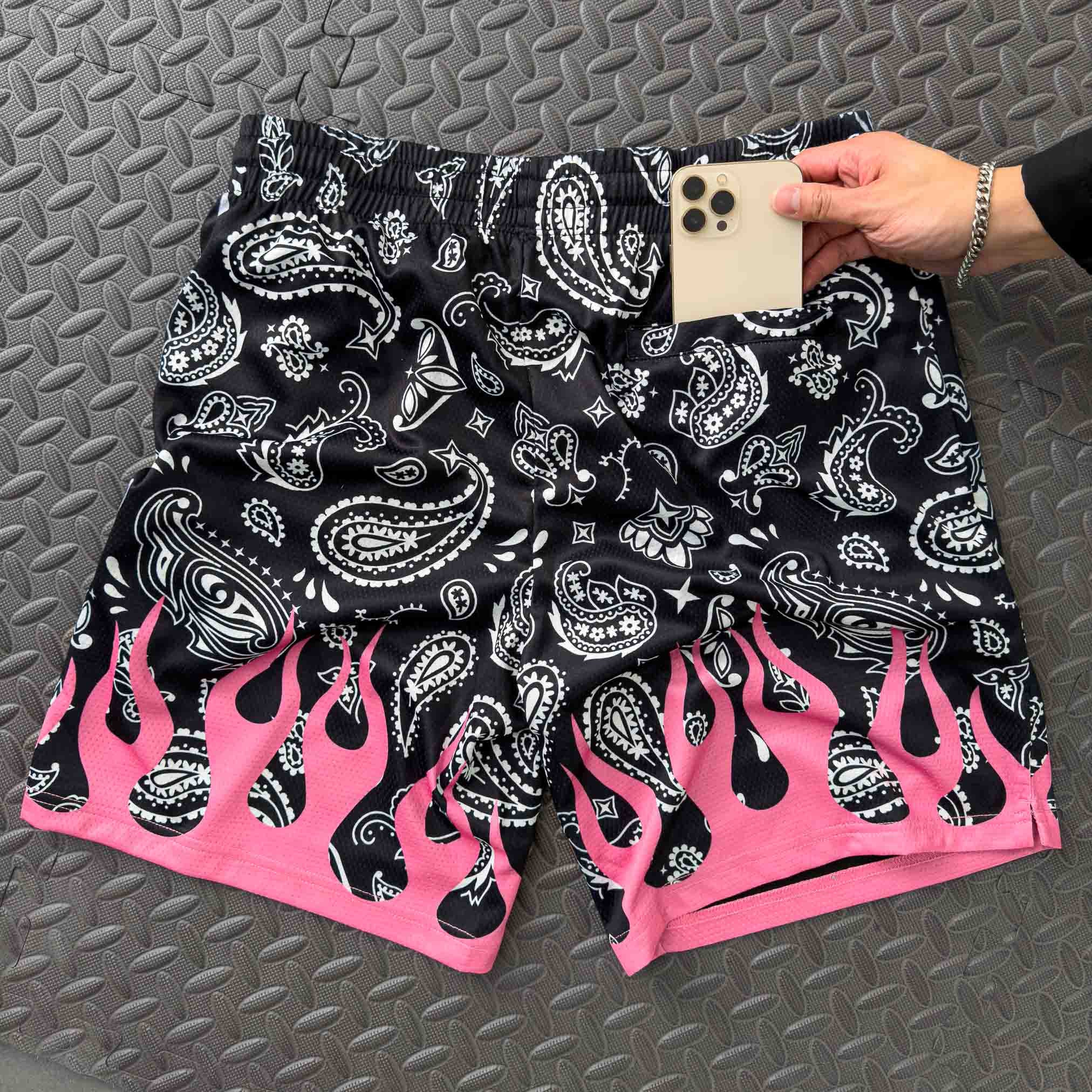 BANDANA FLAME SHORT (REGULAR CUT) - BLACK / PINK