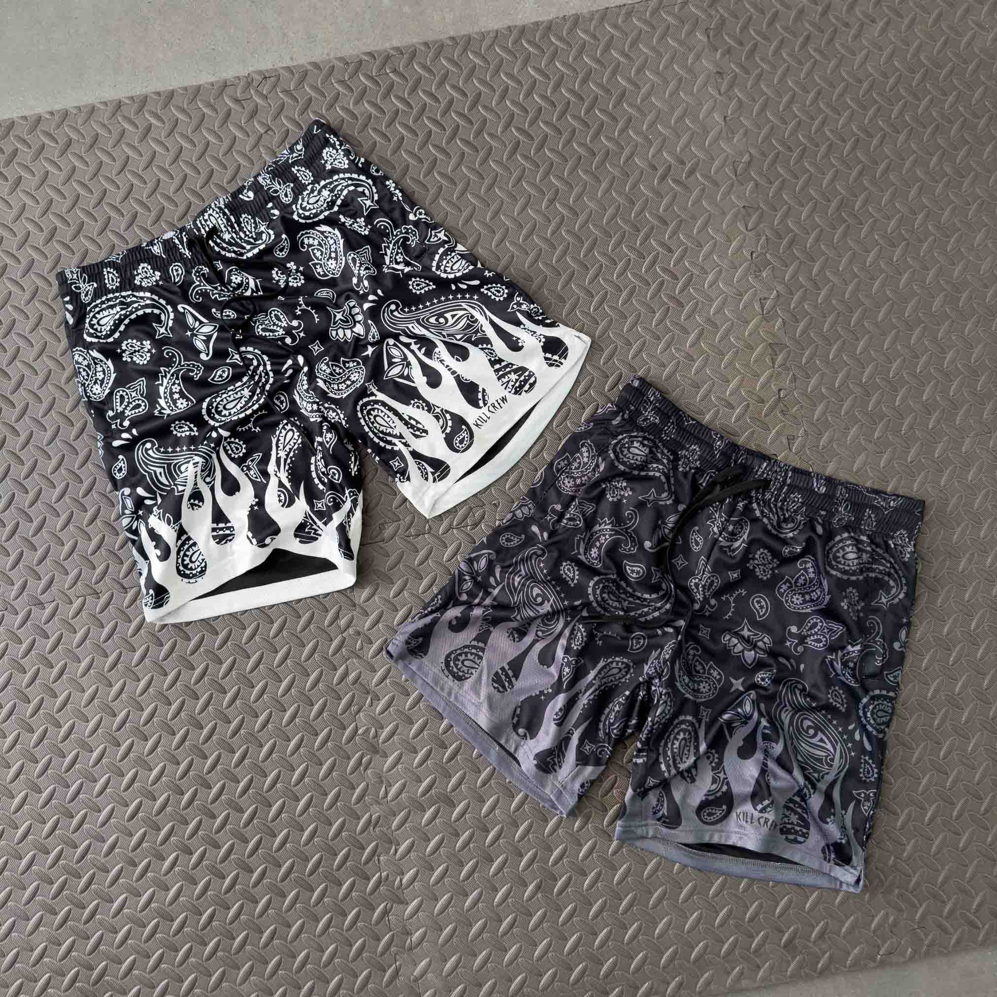 BANDANA FLAME SHORT (REGULAR CUT) - BLACKOUT