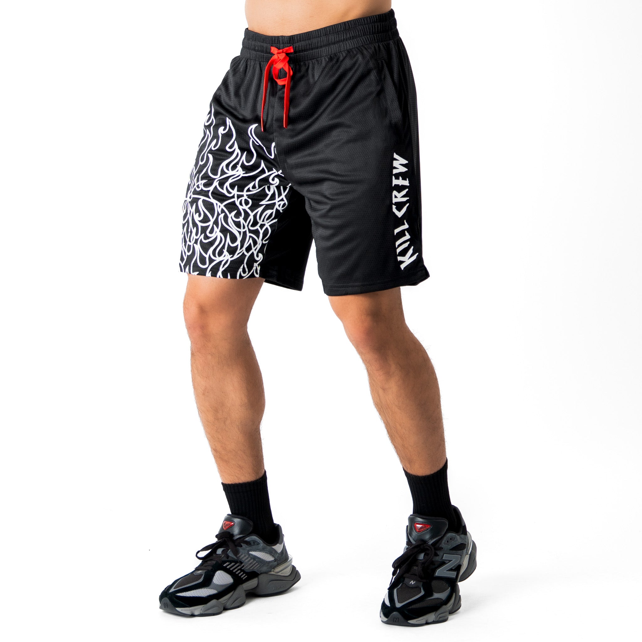 RELAXED CUT SHORTS FLAME - BLACK / WHITE