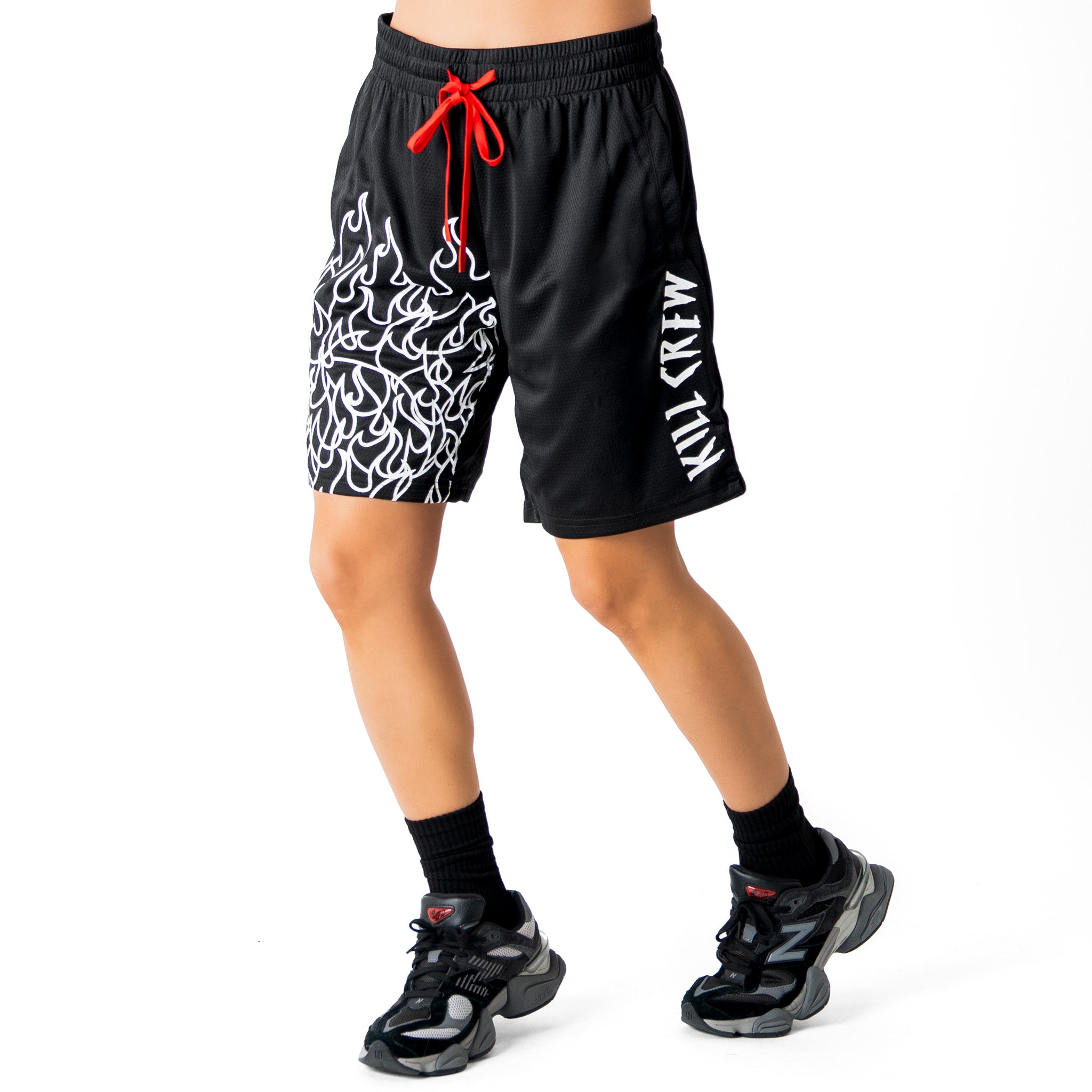 RELAXED CUT SHORTS FLAME - BLACK / WHITE