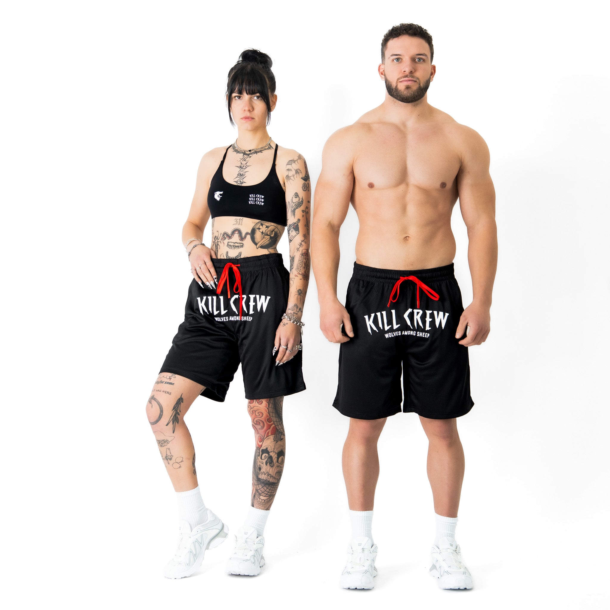 RELAXED CUT SHORTS WOLVES - BLACK