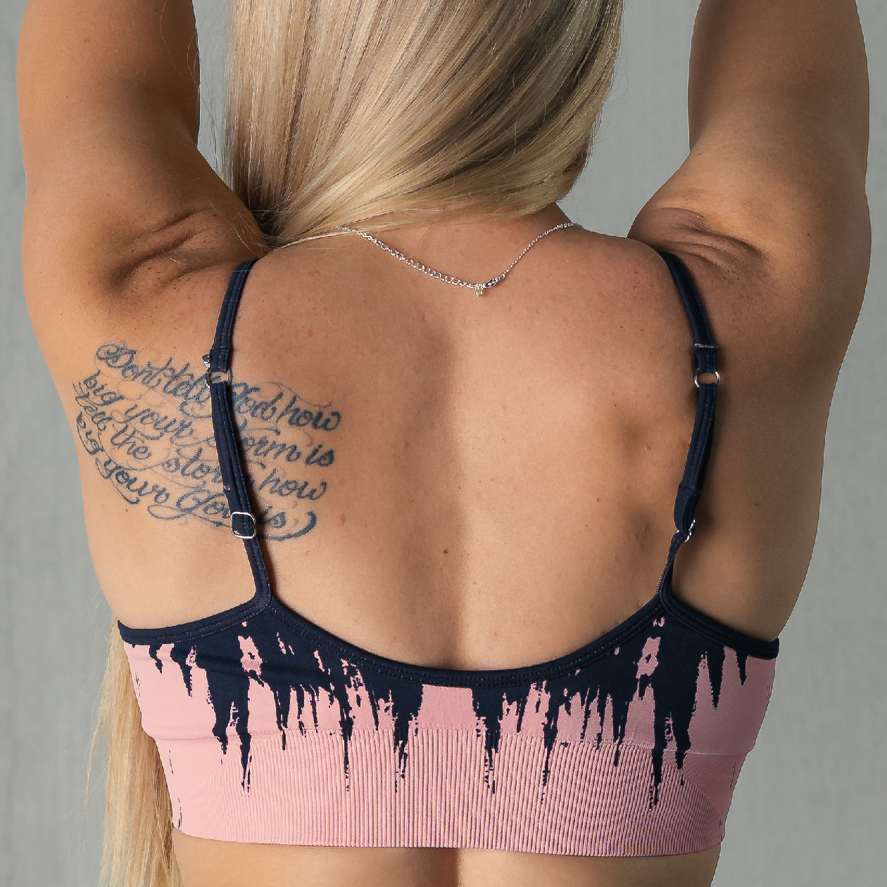 seamless_bra_shatter_black_rose_back.jpg