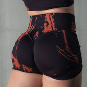 SEAMLESS SPLATTER BIKER SHORTS - BLACK / RED