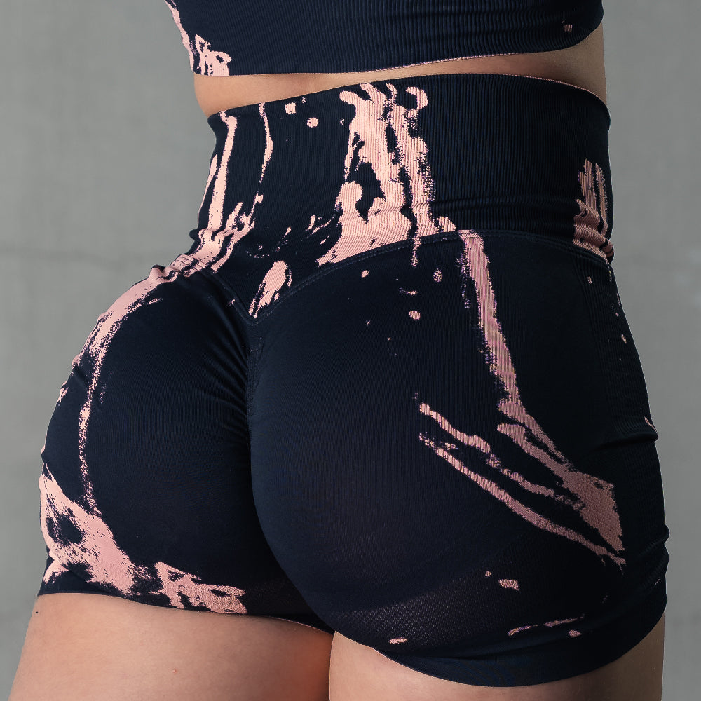 SEAMLESS SPLATTER BIKER SHORTS - BLACK / ROSÉ