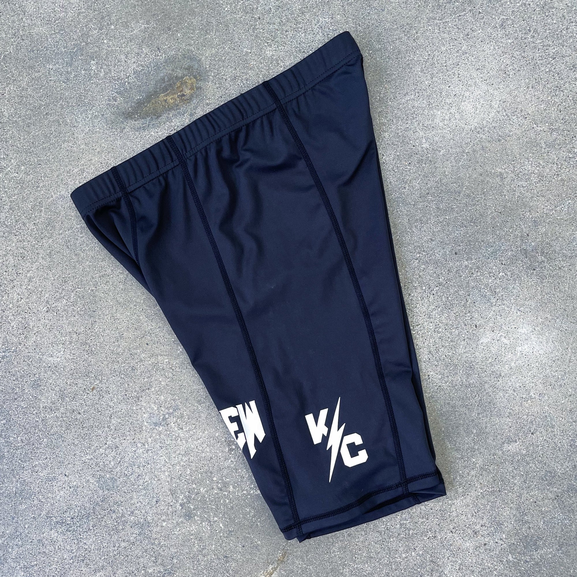 TIRADE TECH COMPRESSION SHORTS - BLACK