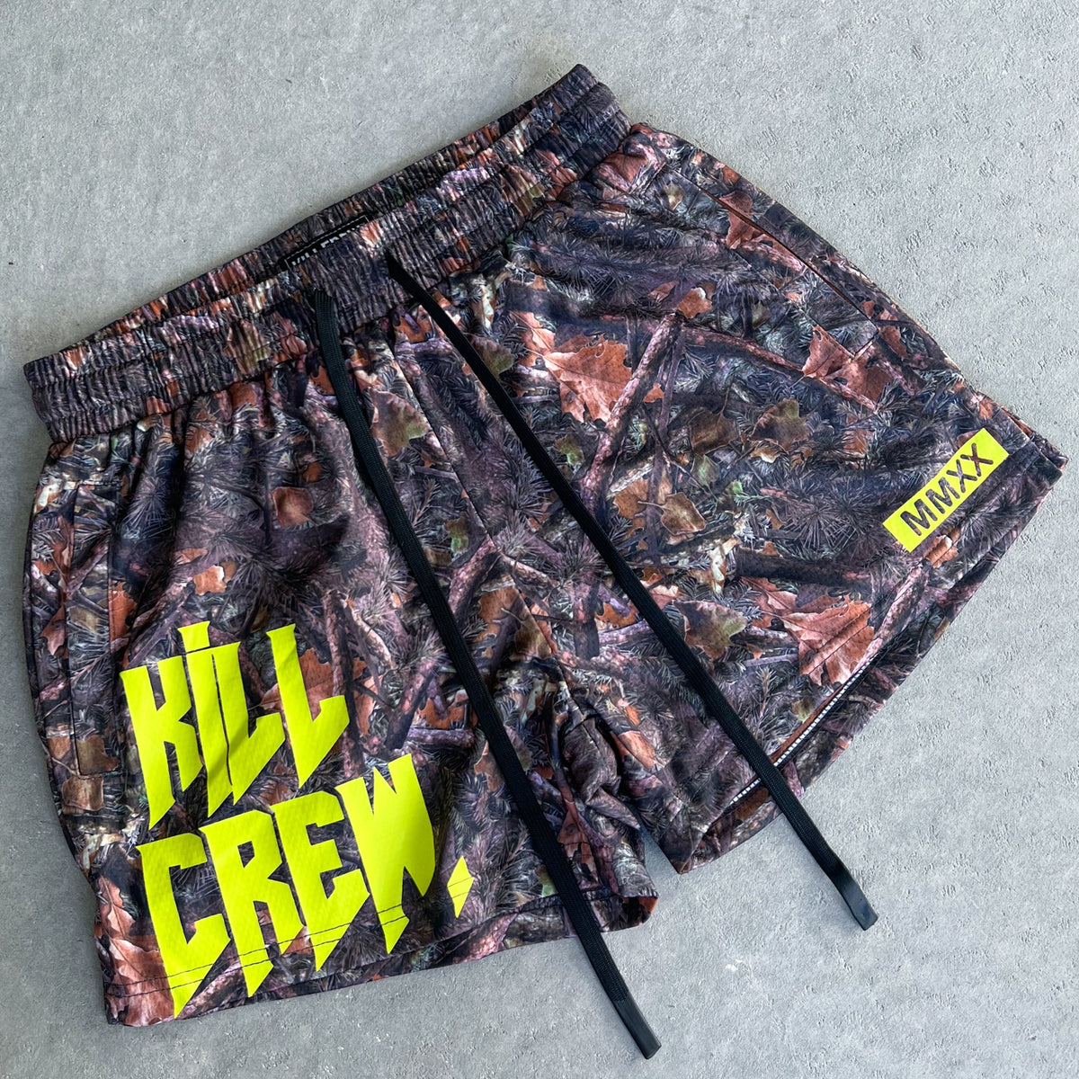 MUAY THAI SHORTS (MID THIGH CUT) - CAMO / GREEN - Kill Crew