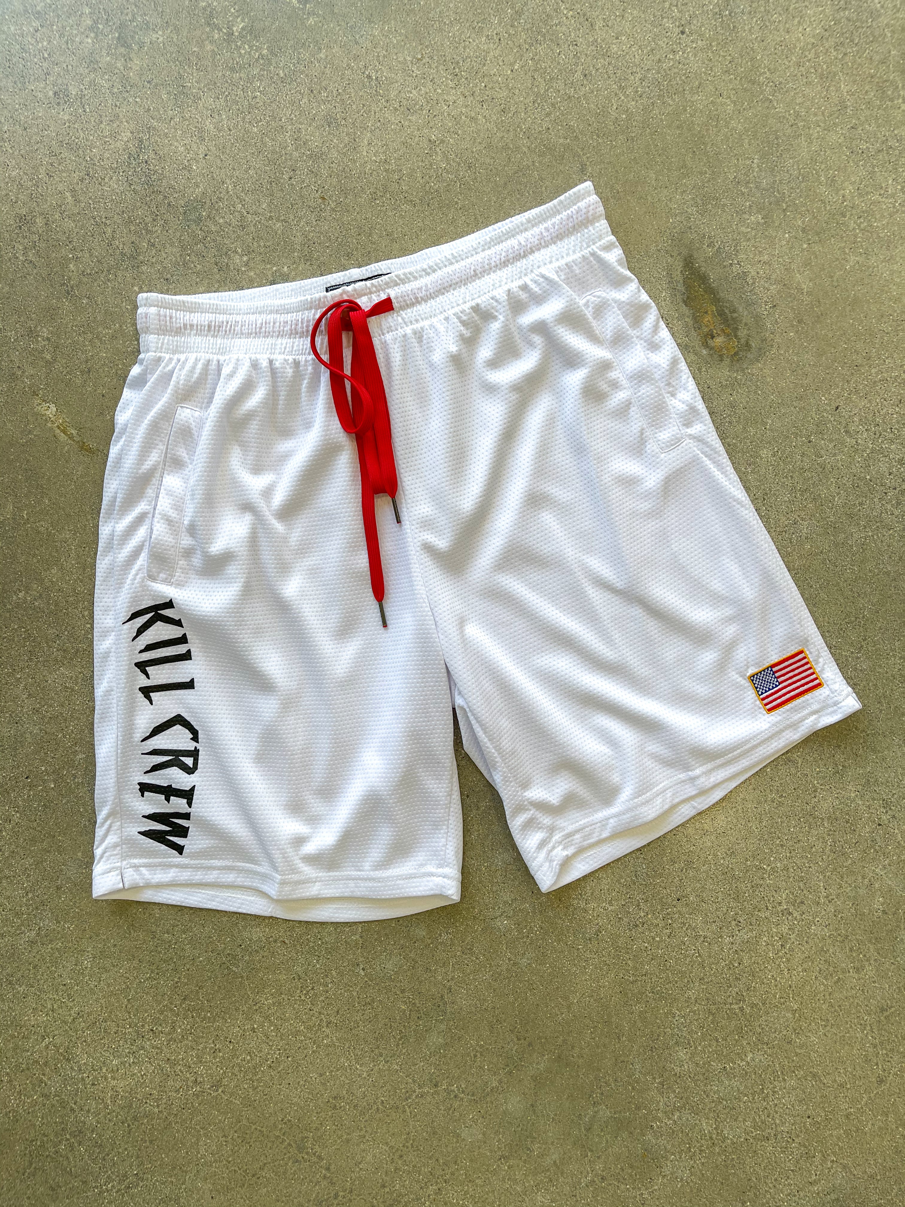RELAXED CUT EMBROIDERED FLAG SHORTS - WHITE